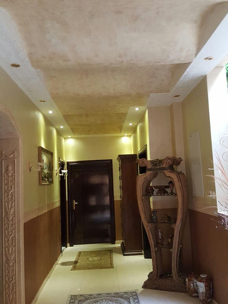 فيلا نظام امريكي دورين وملحق للبيع بجوار حديقة الملك فهد