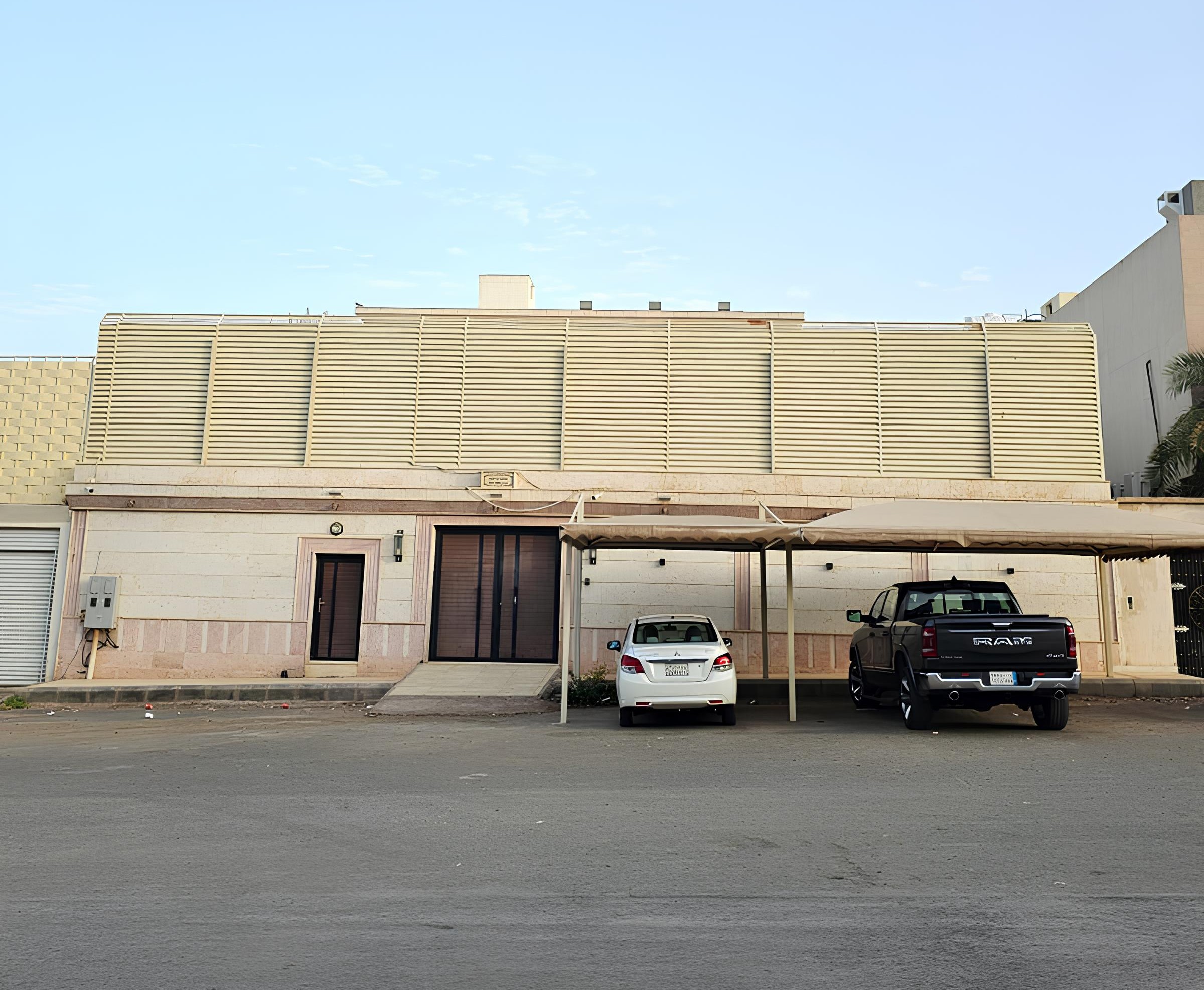 فيلا للبيع بمخطط شوران ي