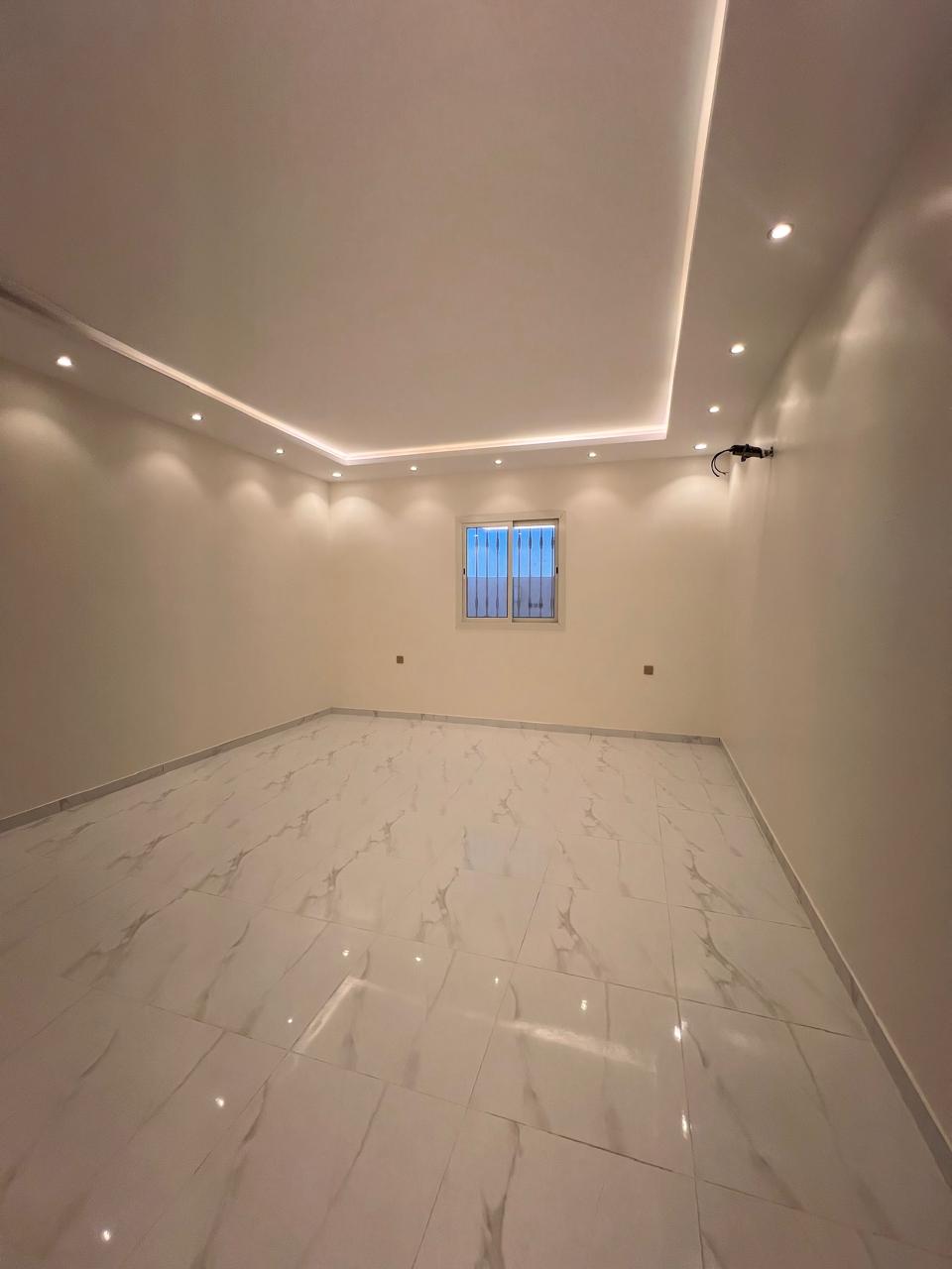 عمارة سكنية للبيع من 3 شقق بمخطط الياسمين