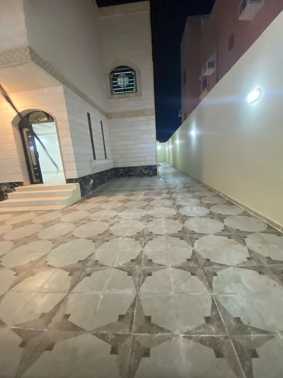 فيلا للبيع بمخطط الملك فهد